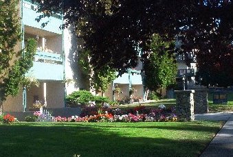 
Croft House Apartments in James Bay
One and Two Bedroom Suites for Rent