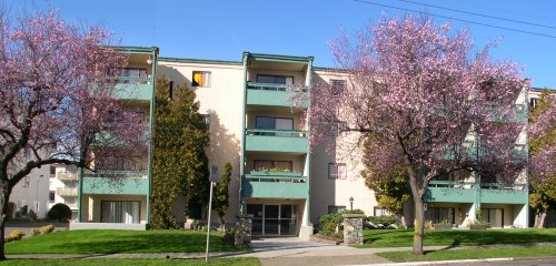 Victoria's Largest Apartment Rental Guide, Croft House Apartments,
128 Croft Street, Victoria, BC, Canada V8V 2E6